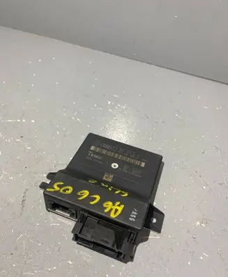 Audi A6 S6 C6 4F Gateway control module 4F0907468D 4F0910468A