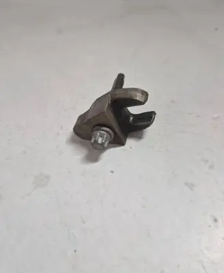 Citroen C4 II Fuel Injector clamp holder 