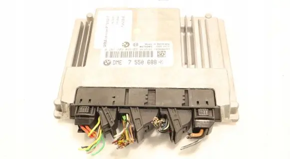 BMW 1 E81 E87 Engine control unit/module ECU 7550688-01