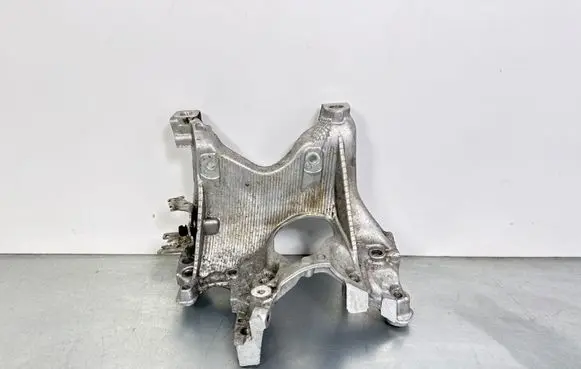 Audi A4 S4 B9 Engine mounting bracket 8W0399296E