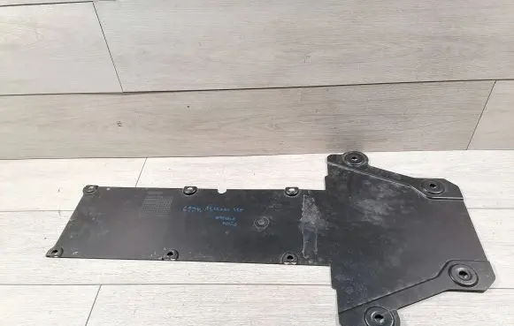 Ferrari 458 Engine splash shield/under tray 82955800