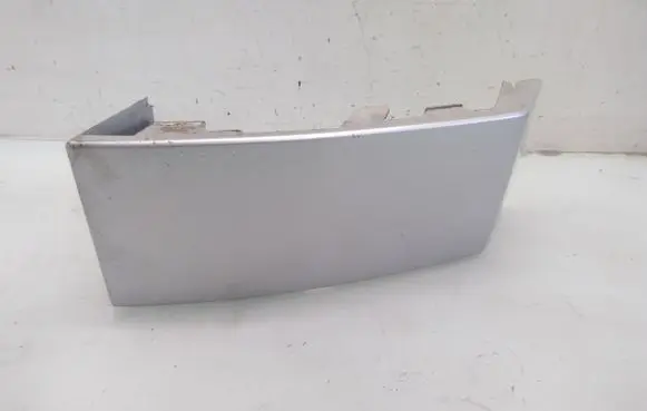 Volvo XC90 Rear/tail light trim molding 8620820