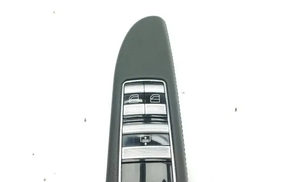 Mercedes-Benz S W221 Electric window control switch P0105341