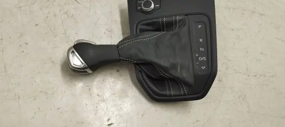 Audi A1 Gear shifter/selector 82C713463 82C713139 82C713139C