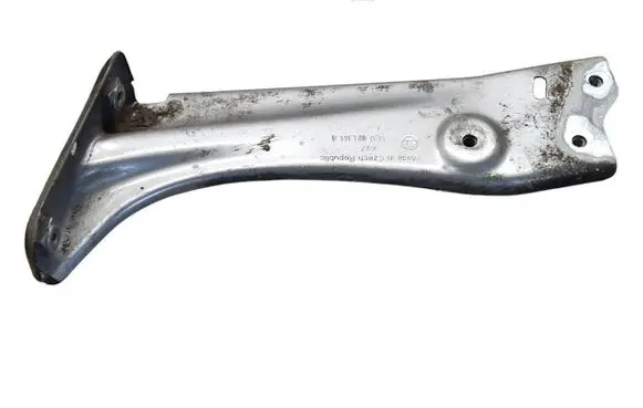 Skoda Octavia Mk3 (5E) Fender mounting bracket 5E0821141