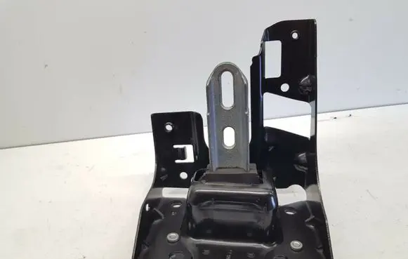 Citroen DS3 Engine mount bracket 9801521580 nr8449