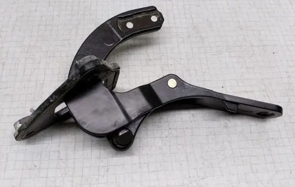 Volvo V70 Tailgate/trunk/boot hinge