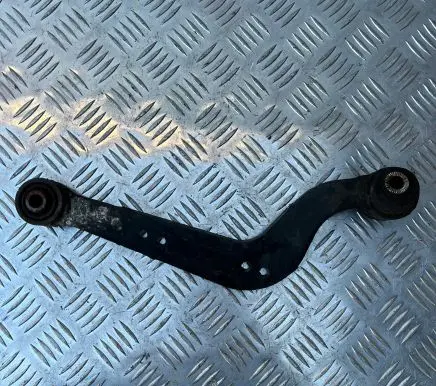 Toyota RAV 4 (XA40) Rear upper control arm/wishbone