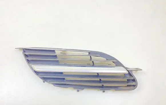 Nissan Almera Tino Front bumper lower grill 9381M020