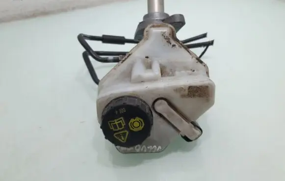 Volvo S80 Master brake cylinder
