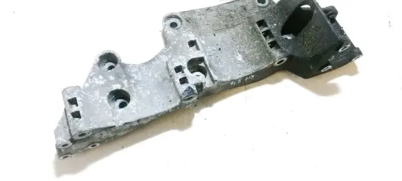 Ford Galaxy Engine mounting bracket 045903113C 19012