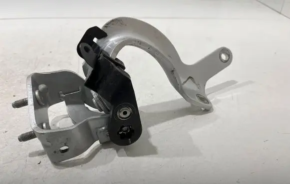Audi Q7 4L Tailgate/trunk/boot hinge 4L0971845F