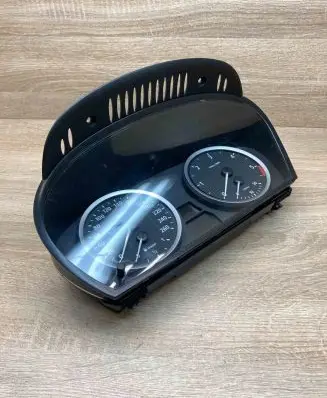 BMW 5 E60 E61 Speedometer (instrument cluster) 6958600 110080213