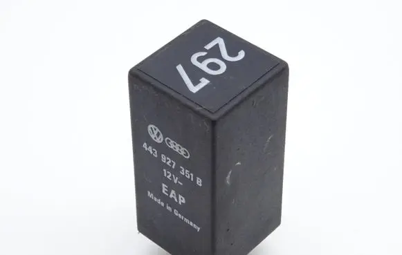 Audi A6 S6 C5 4B Other relay 443927351B