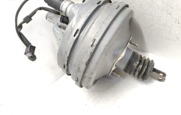 Mercedes-Benz E W210 Brake booster 4305330 A2024300202