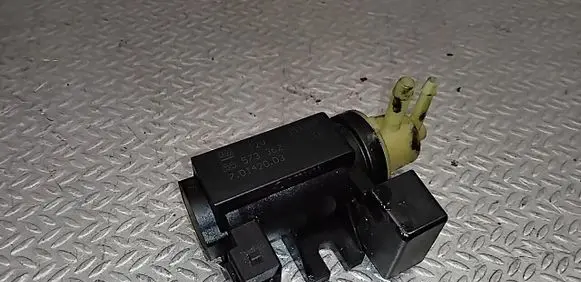 Opel Insignia A Turbo solenoid valve 55577669 70142003