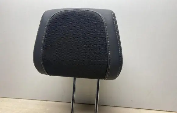 Peugeot 508 II Rear seat headrest 
