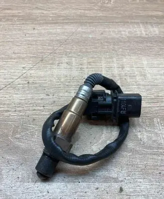 BMW 5 F10 F11 Lambda probe sensor 7791600 0281004018