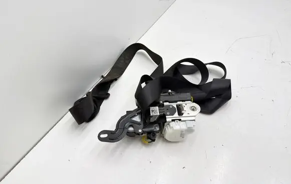 BMW 5 G30 G31 G38 Front seatbelt 34186684C