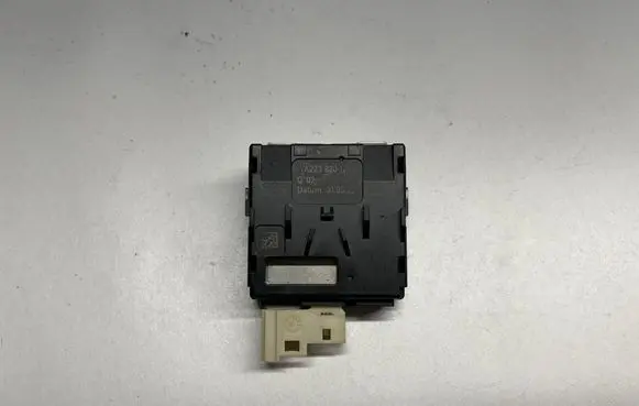 Mercedes-Benz S W223 USB control unit A2238201205