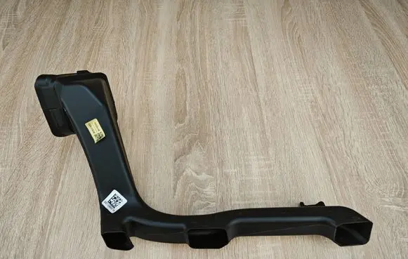 BMW 4 G22 G23 G24 G26 Air intake duct part 6805554