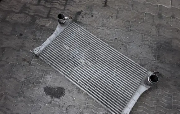 Toyota Avensis T270 Intercooler radiator JD1271003521