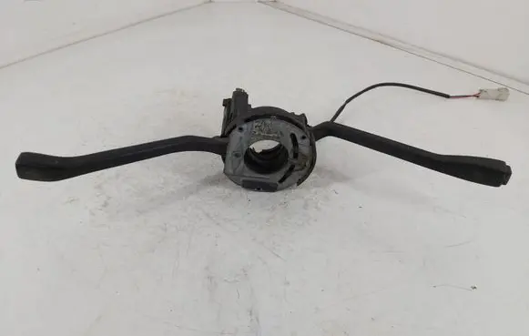 Multifunctional control switch/knob