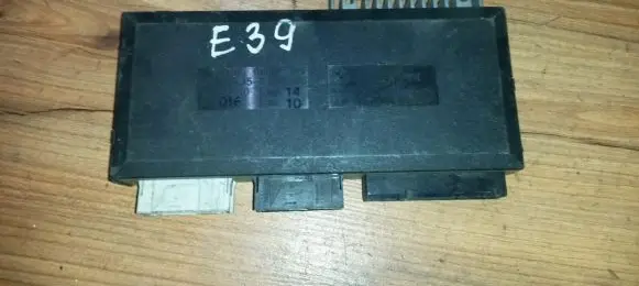 BMW 5 E39 Comfort/convenience module 61358364696 12037310