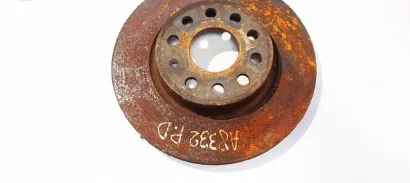 Skoda Octavia Mk2 (1Z) Front brake disc ventiliuojamas