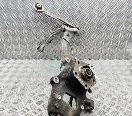 Audi Q7 4M Front wheel hub 4M0407560