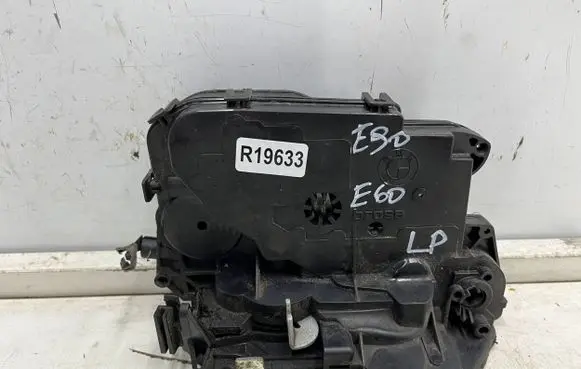 BMW X1 E84 Front door lock 7059967
