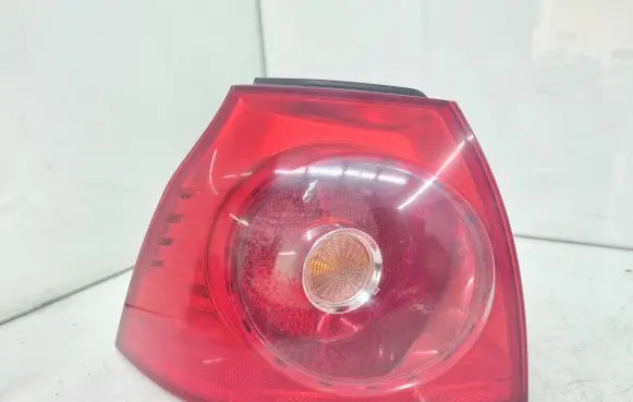 Volkswagen Golf V Rear/tail lights 1K6945095N