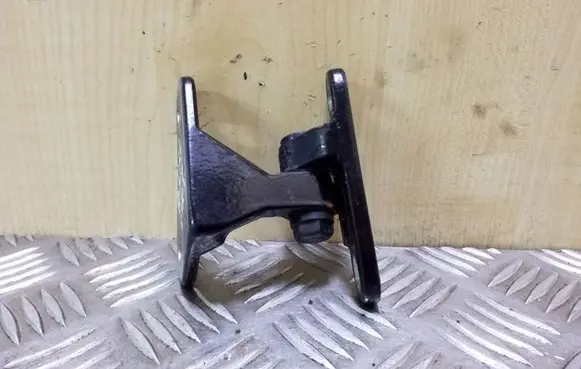 Mercedes-Benz ML W164 Rear door upper hinge