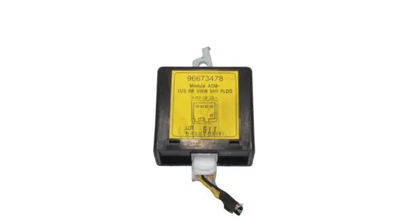 Chevrolet Captiva Wing mirror control module 96673478