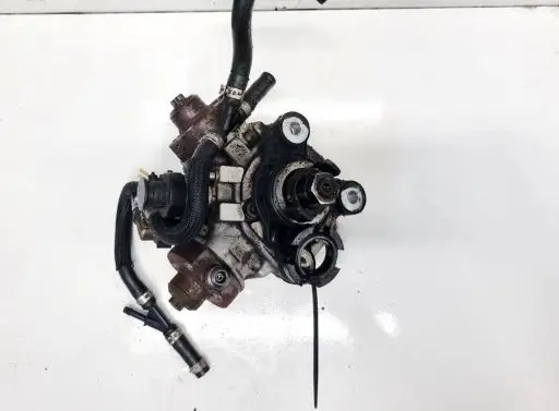 Volvo XC70 Fuel injection high pressure pump 0445010618 31272896