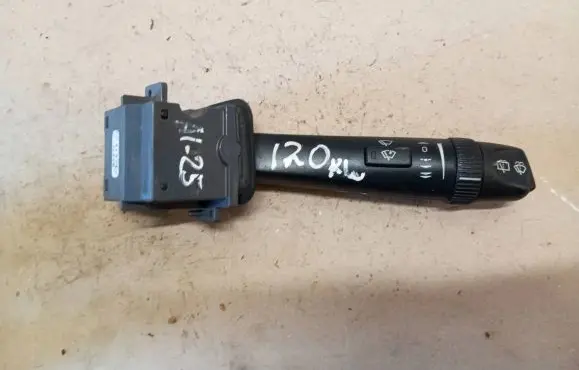 Volvo XC90 Wiper control stalk 30669742