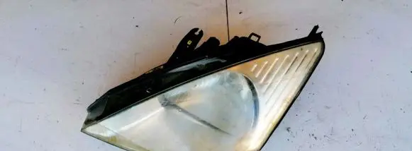 Ford Focus Headlight/headlamp