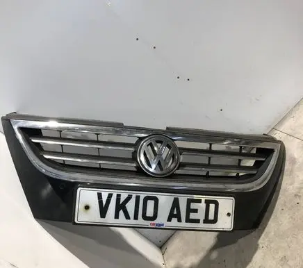 Volkswagen PASSAT CC Front bumper upper radiator grill 3C8853651 1K5853600