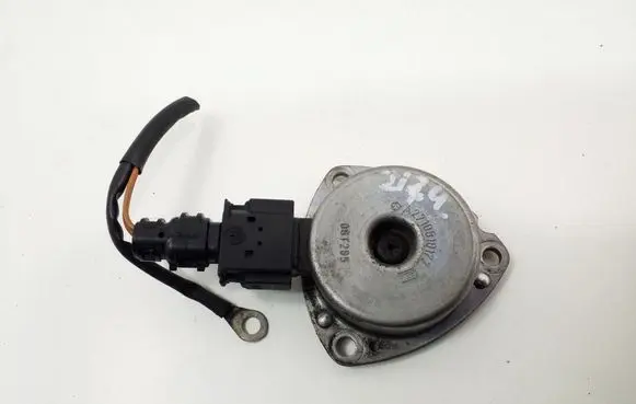 Mercedes-Benz C W203 Camshaft pulley/ VANOS A2710510177