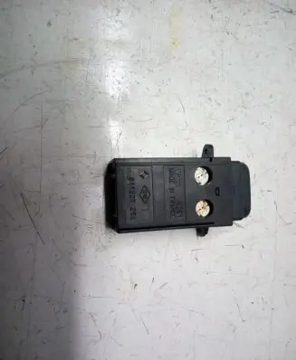 Renault Scenic I Seat heating switch 7700841237258