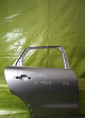 Jaguar F-Pace Front door 000259