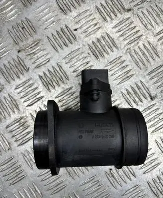 Volkswagen PASSAT B6 Mass air flow meter 0281002216