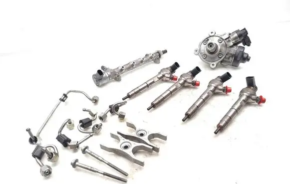 Audi A5 Fuel injection system set 04L130755E 0445010538 0445110471