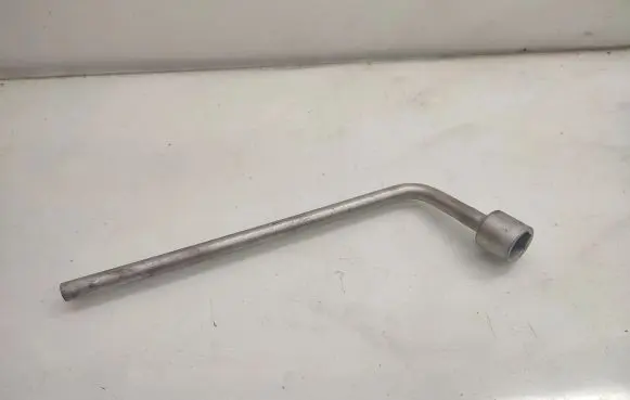 Lexus GS 250 350 300H 450H Wheel nut wrench 