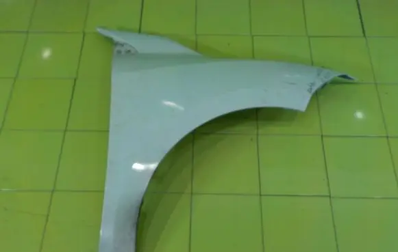 Renault Megane III Fender PRZOD PRAWY