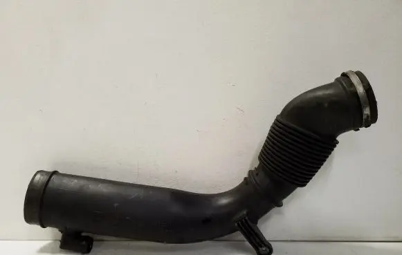 Land Rover Evoque I Air intake hose/pipe BJ329C620CB