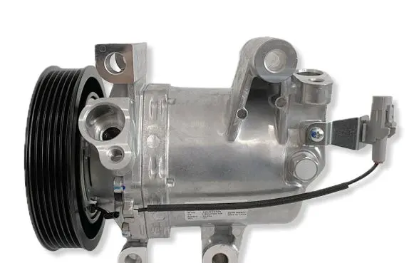 Isuzu D-Max Air conditioning (A/C) compressor (pump) 92600D642A 92600D641A