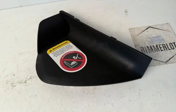 Mercedes-Benz ML W164 Dashboard side end trim A1646800439