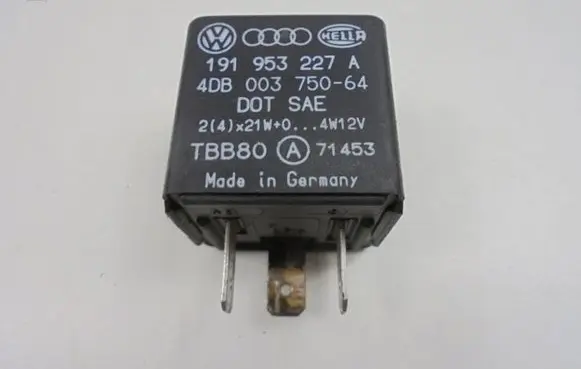 Volkswagen PASSAT B4 Other relay 191953227A