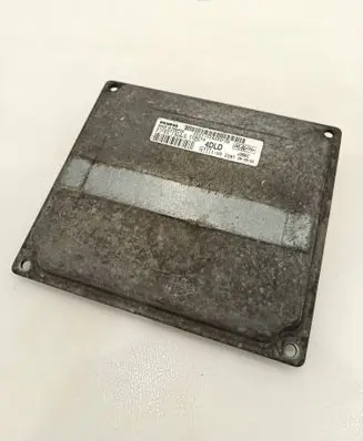 Ford Fiesta Engine control unit/module 6S6112A650GD S120977313D